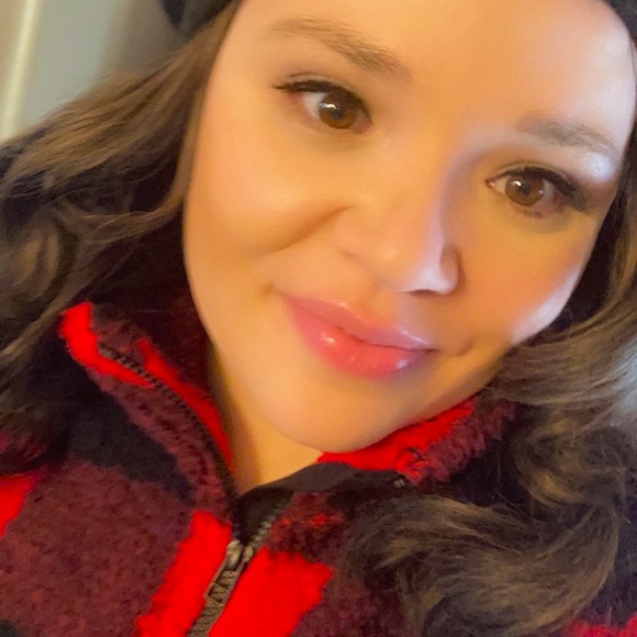 Meet your Posher, Natasha - Picture 1 of 1